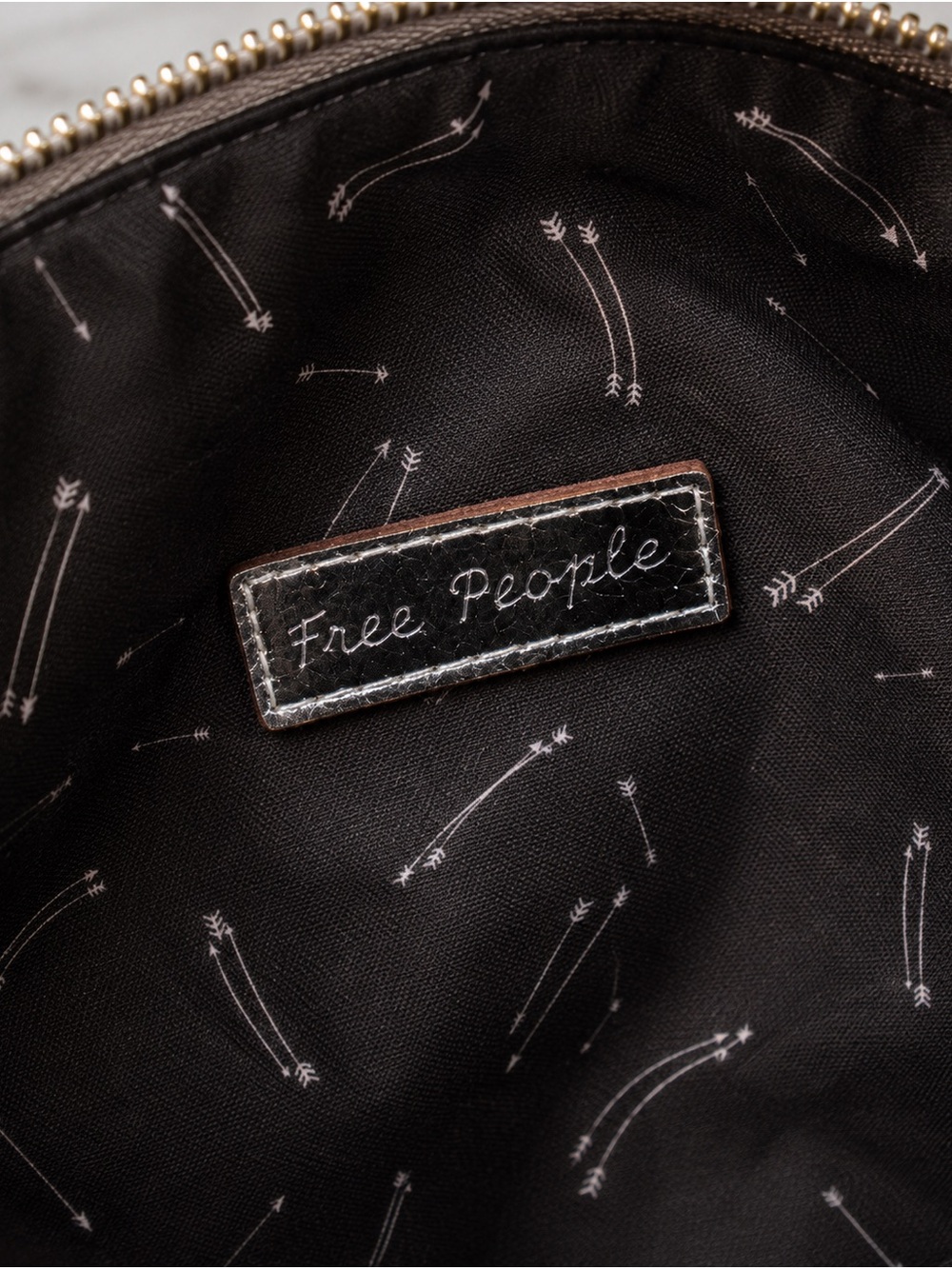 Free people metallic silver oversized clutch/ travel pouch/ statement organizer - Picture 13 of 14